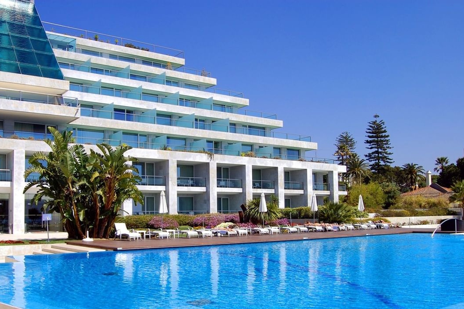 web_fachada-da-piscina